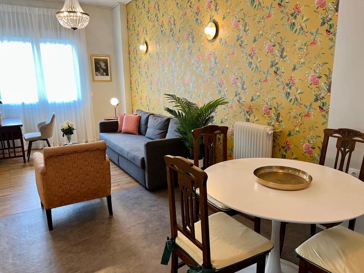Mrs Holiday Apartment Афины Экстерьер фото